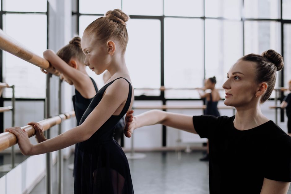The Structured Learning Approach: How Ballroom Dance Courses Mirror RTO Pedagogy